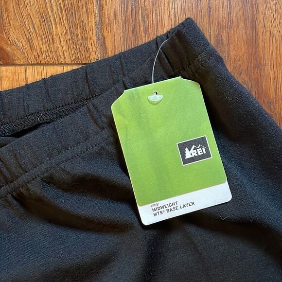 NWT REI black first layer - Picture 2 of 11